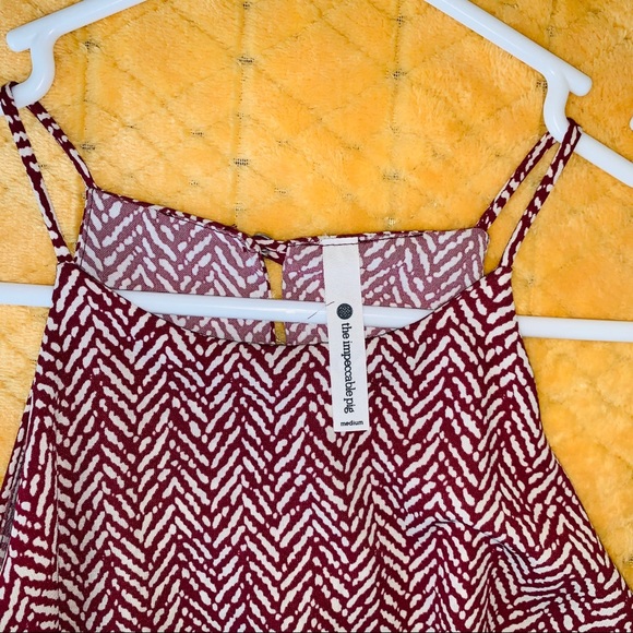 TWO rompers size MEDIUM 💕 2 for 1 DEAL. - Picture 3 of 7